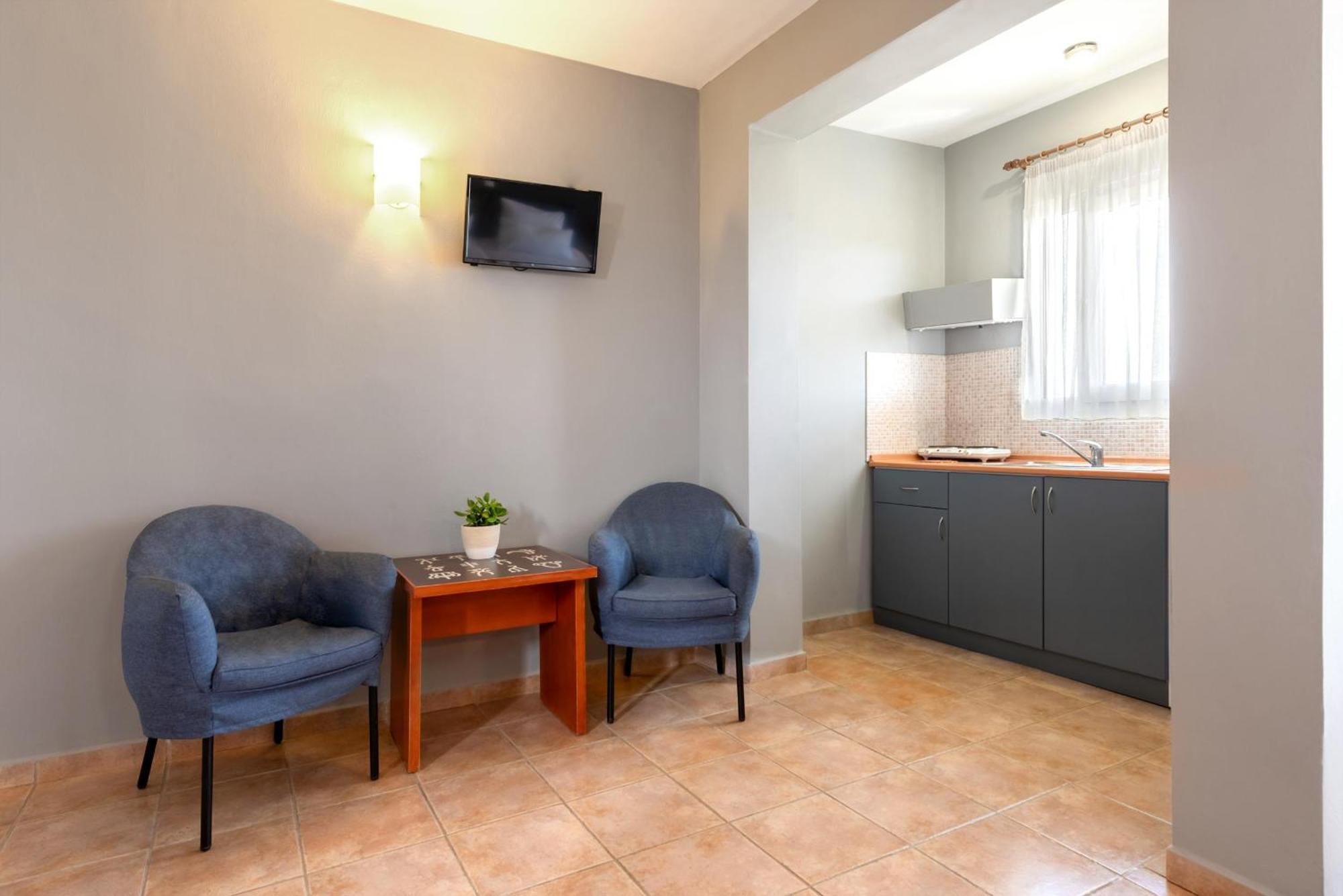 Ampelia Hotel Kassandra Hanioti Exteriör bild